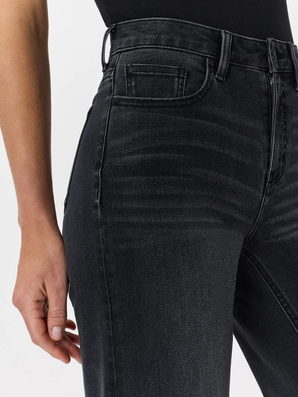 Quince Women’s Relaxed Straight Jeans 27 Inseam 28” - Picture 3 of 13